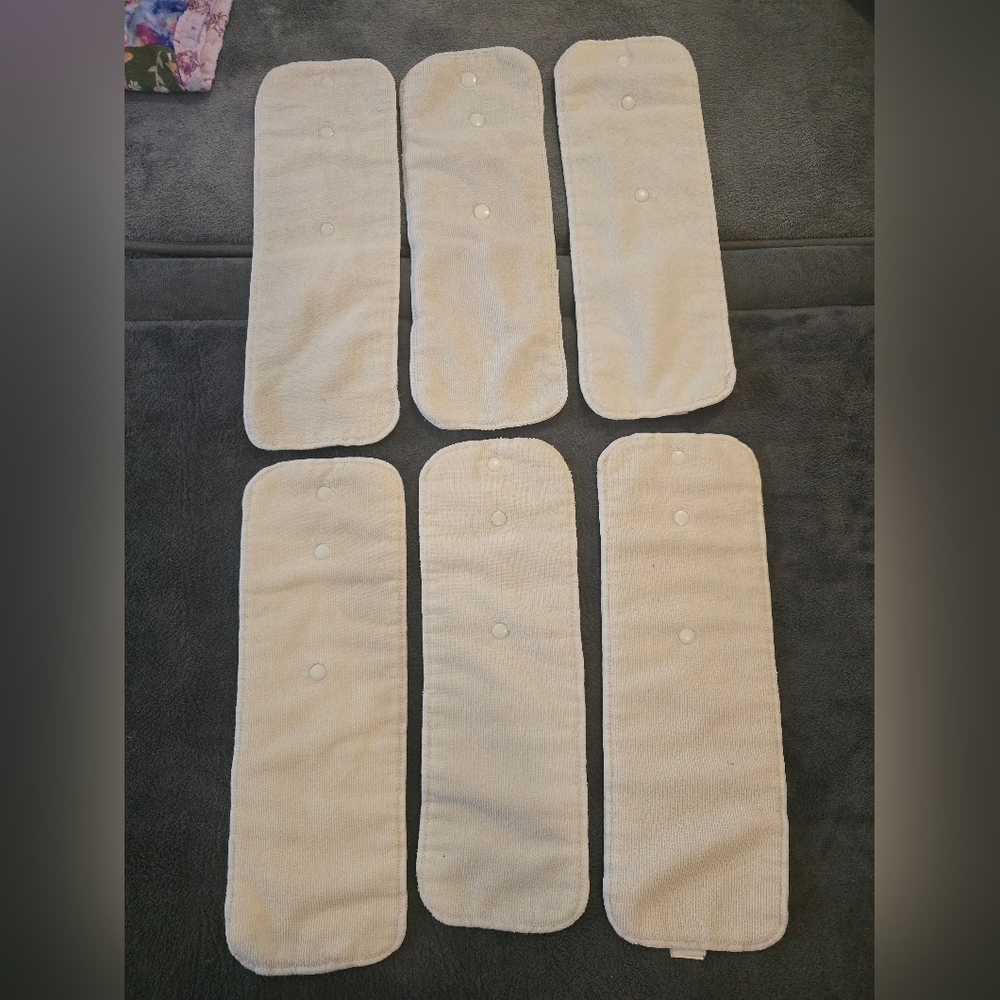 BumGenius White Cloth Diaper Inserts - Picture 3 of 4